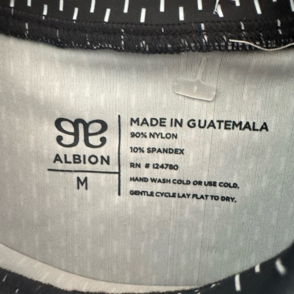 Albion Short Sleeve Rashguard Black Medium - Picture 3 of 3